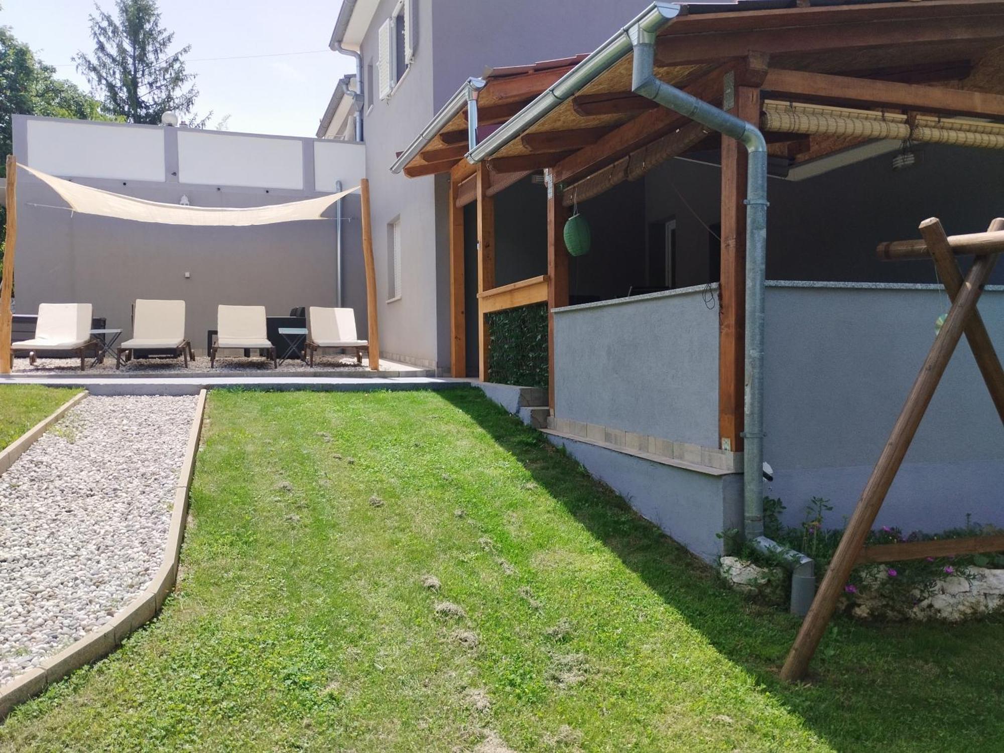 Apartman Goga With Pool And Jacuzzi Лабин Экстерьер фото